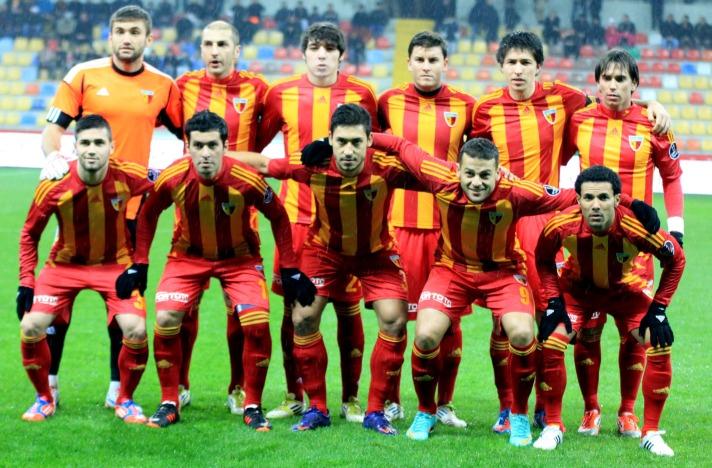 http://media04.ligtv.com.tr/img/gallery/20121217_kayserispor__kasmpasa/20121217.215104_KAY%20(7)_1987189.jpg
