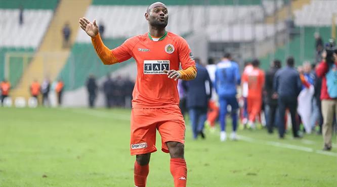 Süper Lig'in kralı Vagner Love!