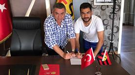 Eskişehirspor'da 4 yıllık imza