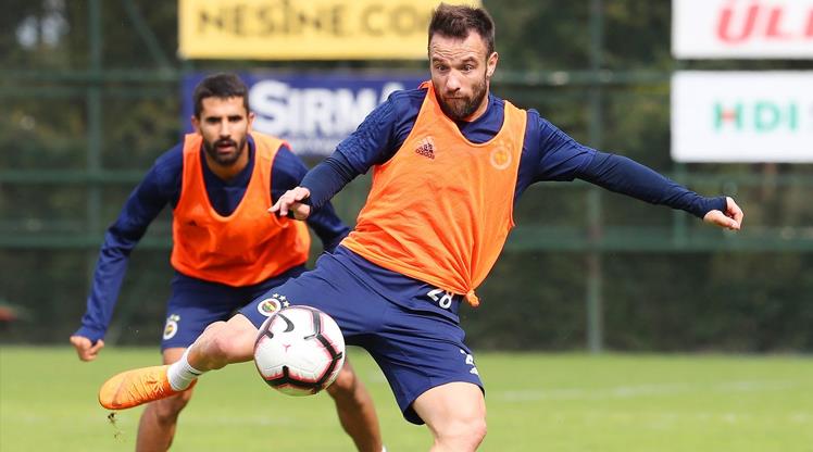 Fenerbahçe, Sivasspor maçı hazırlıklarını çift idmanla sürdürdü Fenerbahçe, Sivasspor maçı hazırlıklarını çift idmanla sürdürdü