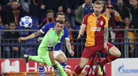 Ne yaptın Muslera! Schalke maça golle başladı