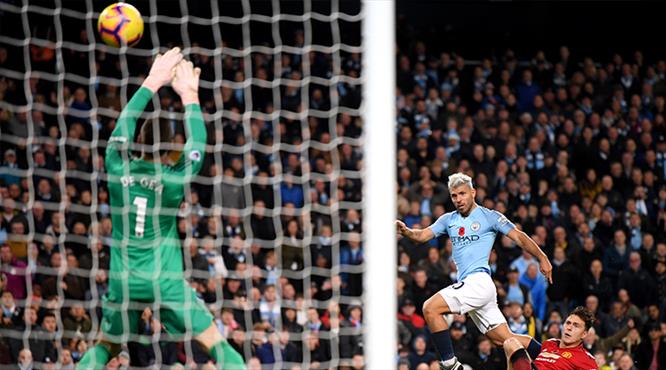 Derbide gülen Guardiola! City zirveyi bırakmadı (ÖZET)
