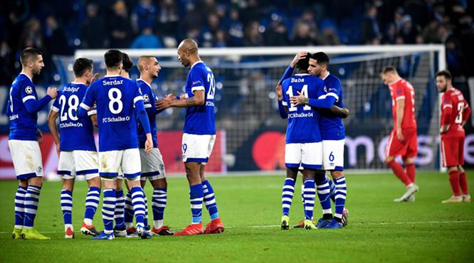 Schalke Lokomotiv'i 90'da evine yolladı! (ÖZET)