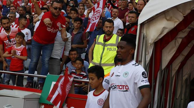 "Eto’o gemiyi erken terk ederek gitti"