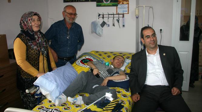 Mosturoğlu'ndan anlamlı ziyaret