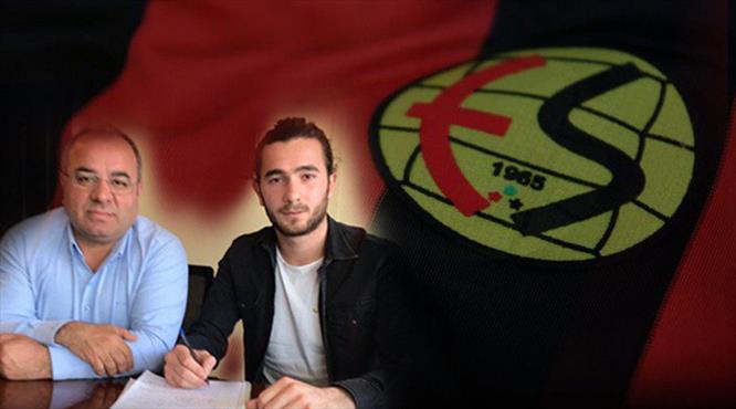 Gökhan Siverek sözleşmesini uzattı