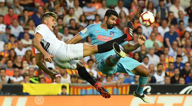 Atletico Madrid kaçtı, Valencia yakaladı (ÖZET)
