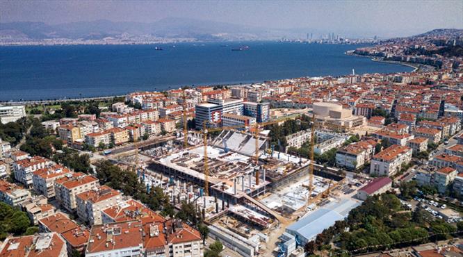 İzmir'in yeni incisi yükseliyor