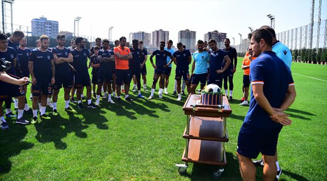 Emre Belözoğlu 38 yaşında