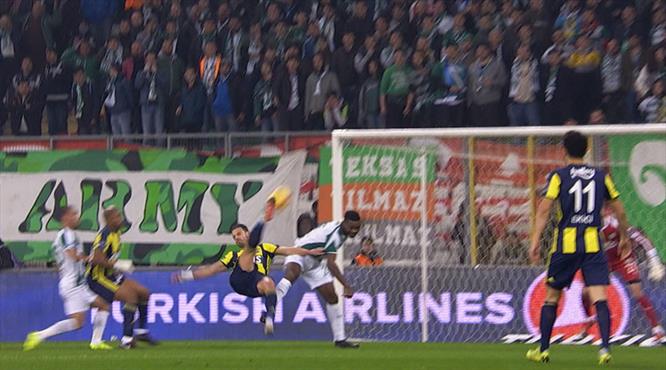 Soldado'dan jeneriklik gol!