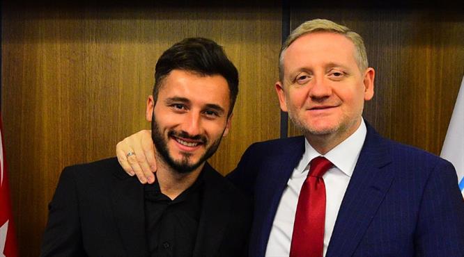 Enver Cenk Şahin'e Medipol Başakşehir sahip çıktı