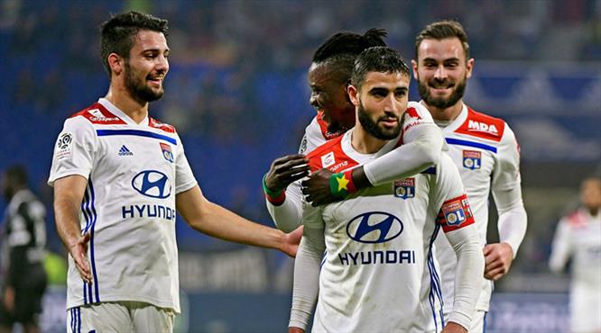Lyon ilk yarıda fişi çekti (ÖZET)
