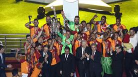 Galatasaray 22. şampiyonluğunu kutladı (GALERİ)