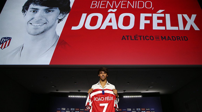Atletico rekor transferi tanıttı
