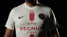 Antalyaspor yeni formalarını tanıttı