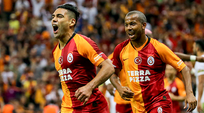Galatasaray'da gözler Devler Ligi'nde