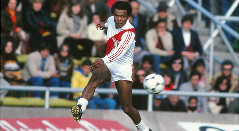 Teofilo Cubillas | Peru | 10 | Katıldığı kupalar: 1970, 1978, 1982