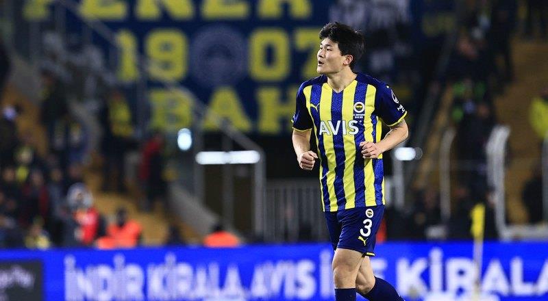OPTA verilerine göre: Stoper - Kim Min-Jae | Fenerbahçe | Pas yüzdesi: %89 | İkili mücadele: 61.5 | Top kapma: %68,9 