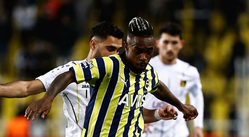 Sol bek: Lincoln | Fenerbahçe | 6 milyon euro