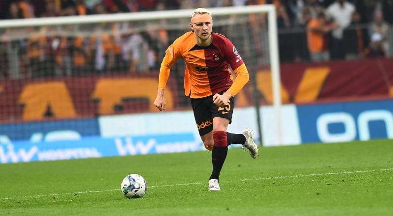 Sizin seçiminiz: Victor Nelsson | Galatasaray | Oy oranı: %83