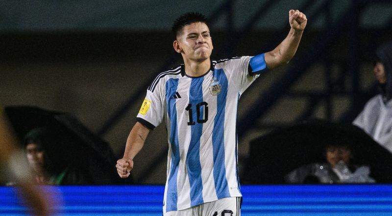 9- Claudio Echeverri (Manchester City - River Plate)


