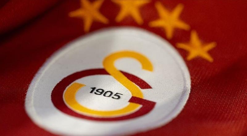 GALATASARAY | GELENLER: Ahmed Kutucu (ikas Eyüpspor), Alvaro Morata (Milan - Kiralık), Mario Lemina (Wolverhampton), Carlos Cuesta (Genk), Przemyslaw Frankowski (Lens - Kiralık), Eren Elmalı (Trabzonspor), Arda Ünyay (MKE Ankaragücü)
GİDENLER: - Wilfried Zaha (Kiralık - Charlotte FC), Michy Batshuayi (E.Frankfurt), Victor Nelsson (Kiralık - Roma), Hakim Ziyech (Al Duhail), Nicolo Zaniolo (Kiralık - Fiorentina) GALATASARAY | GELENLER: Ahmed Kutucu (ikas Eyüpspor), Alvaro Morata (Milan - Kiralık), Mario Lemina (Wolverhampton), Carlos Cuesta (Genk), Przemyslaw Frankowski (Lens - Kiralık), Eren Elmalı (Trabzonspor), Arda Ünyay (MKE Ankaragücü)
GİDENLER: - Wilfried Zaha (Kiralık - Charlotte FC), Michy Batshuayi (E.Frankfurt), Victor Nelsson (Kiralık - Roma), Hakim Ziyech (Al Duhail), Nicolo Zaniolo (Kiralık - Fiorentina)