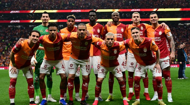 • Evinde oynadığı son 34 Trendyol Süper Lig maçını kaybetmeyen Galatasaray (27G 7B), ligde devam eden en uzun serinin sahibi konumunda. 