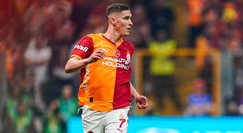 Sizin seçiminiz: Sağ bek: Roland Sallai - Galatasaray - %44 Sizin seçiminiz: Sağ bek: Roland Sallai - Galatasaray - %44