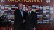 Mustafa Denizli resmi imzayı attı!..