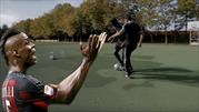 Soufiane Touzani'den Mario Balotelli'ye bacak arası!