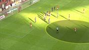 Sneijder füze yolladı!
