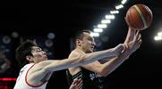 Anadolu Efes lider bitirdi