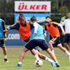 Fenerbahçe'de derbi hazırlıkları sürüyor