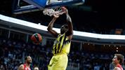 Ekpe Udoh 1 yıl daha Fenerbahçe'de
