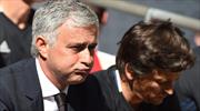 Mourinho neşteri vurdu! ManU'da ayrılık var...