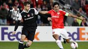 Beşiktaş Mitrovic'i KAP'a açıkladı