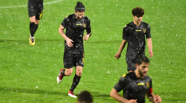 Adana Demirspor-İstanbulspor maçına dolu engeli