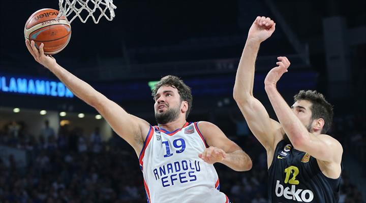 Anadolu Efes, 9 yıl sonra mutlu sona ulaştı