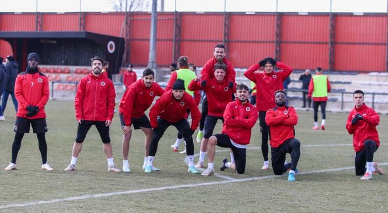 Futbol ve Spor Haberleri | Maç Özetleri | Canlı Maç Sonuçları
