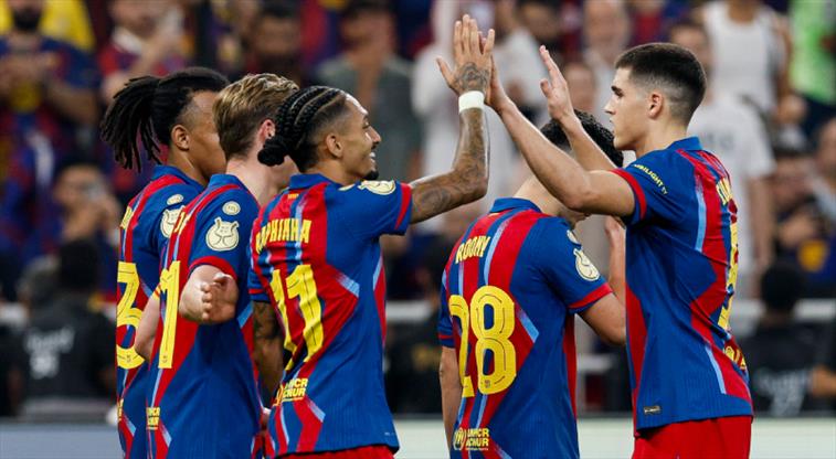 Barcelona'dan gol yağmuru! Süper Kupa'da finale yükseldiler