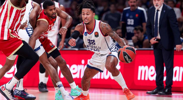 Anadolu Efes, EuroLeague'de Kızılyıldız'a mağlup!