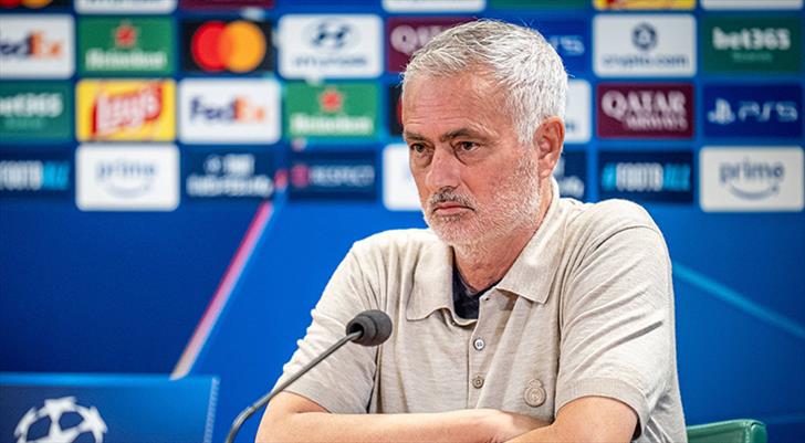 Mourinho: "Onu bu durumda görmek kalbimi acıtıyor"