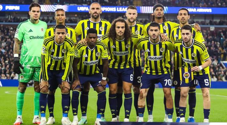 Fenerbahçe'de kritik maç öncesi 2 yıldız isim dönüyor
