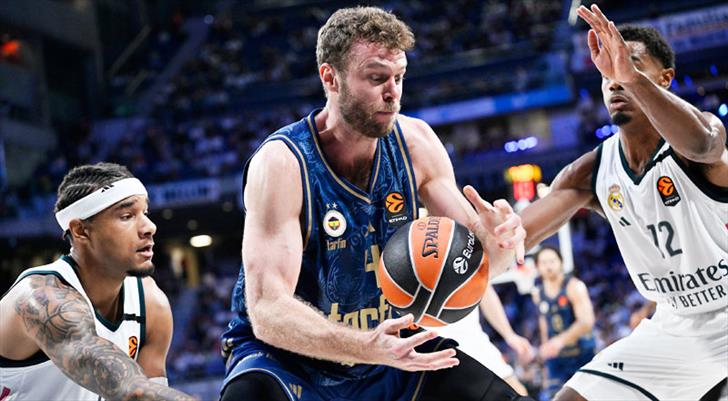 Fenerbahçe Tarfin, Madrid'den mağlup dönüyor!