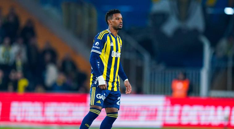 Nelson Semedo nun eşi trafik kazası geçirdi