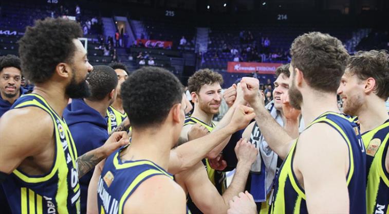 Fenerbahçe Beko, EuroLeague'in normal sezonunu galibiyetle bitirdi!