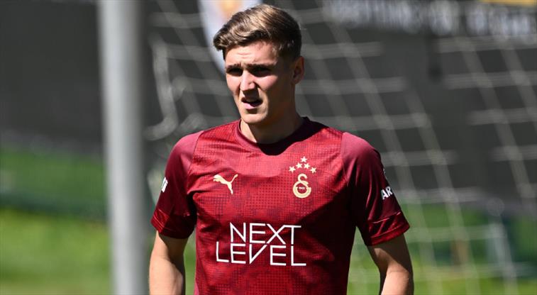 Galatasaray'da Elias Jelert'in geleceği belli oldu! Kiralanmıştı...