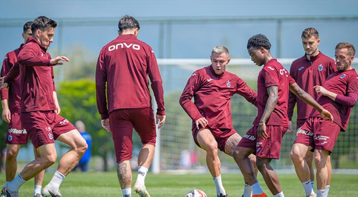 Trabzonspor'un kupa kadrosu açıklandı! 2 eksik...