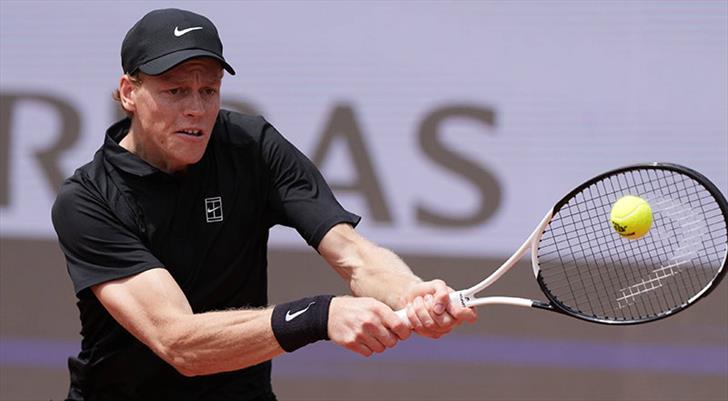 Sinner, Djokovic'in rekorunu kırdı