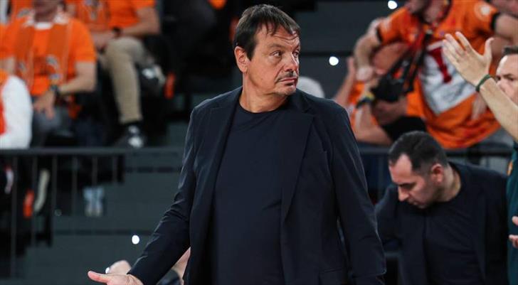 Ergin Ataman basın toplantısında ateş püskürdü! "Seviyeme gelemezsin"